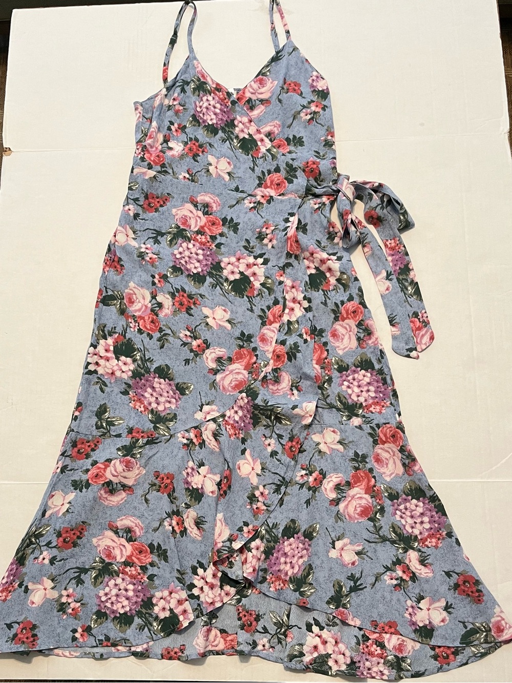 Summer Garden Party Sundress Cottage core Floral Blue Wrap High Low Size Med
NWT